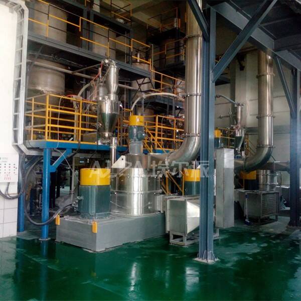 山東某鋰業(yè)有限公司 購(gòu)買碳酸鋰粉磨機(jī)CSM1100